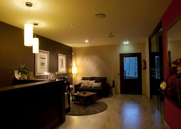 Hotel Rural - El Rincón De Don Pelayo 2*